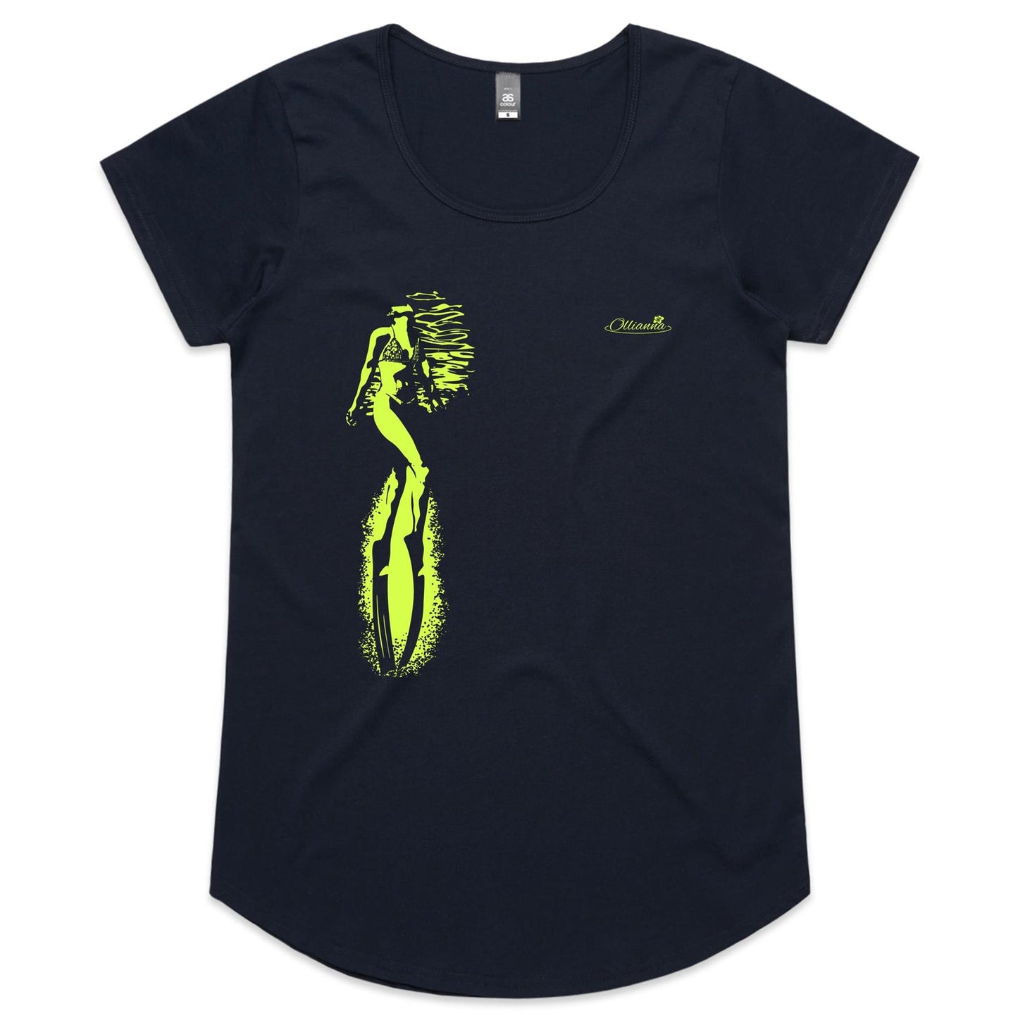 Maya women’s T-shirt by Ollianna of Brisbane. This tee features a captivating image of a free diver gracefully surfacing.