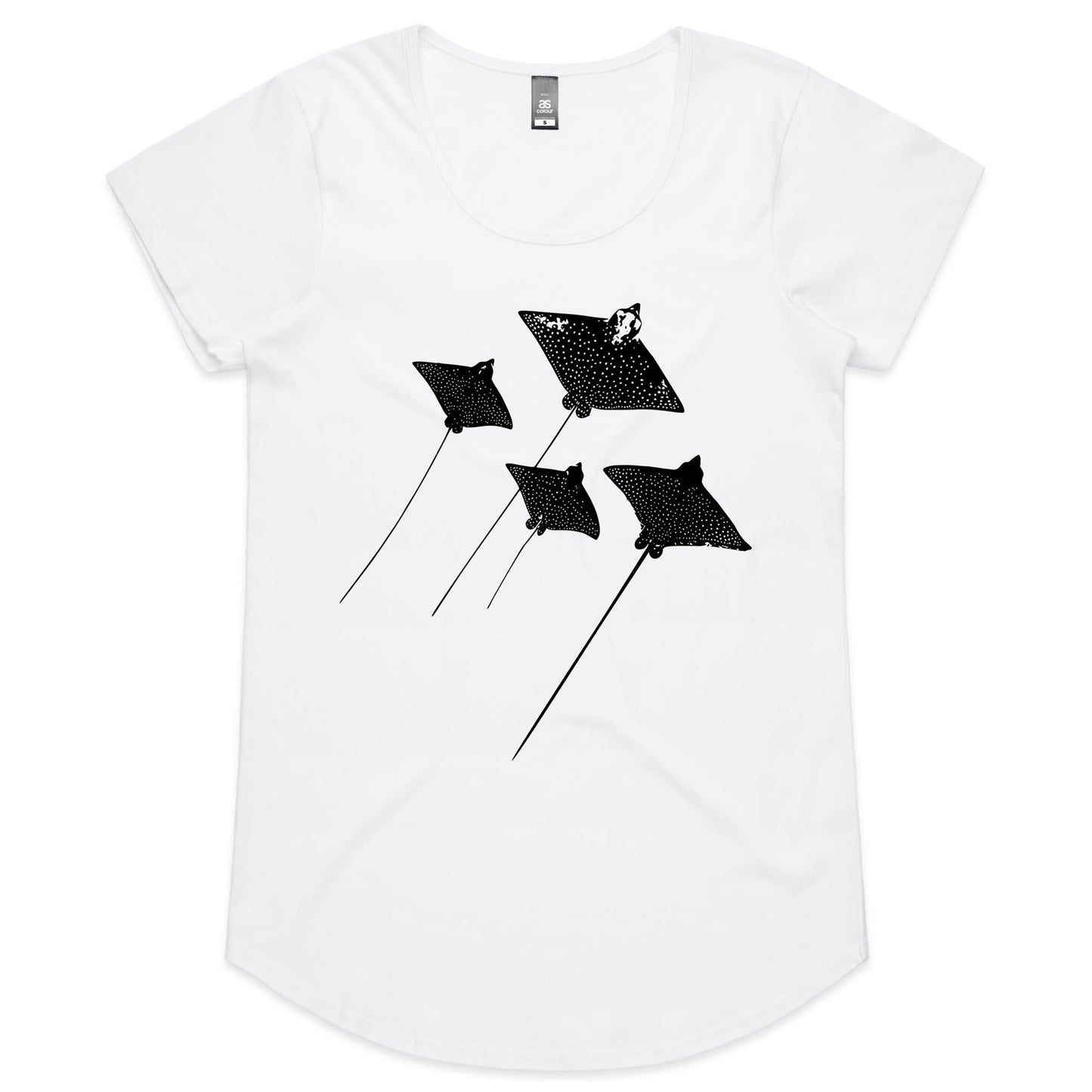 Eagle Rays women’s T-shirt by Ollianna of Brisbane. Adorned with a formation of graceful eagle rays, this tee captures the essence of coastal serenity and the beauty found beneath the waves.